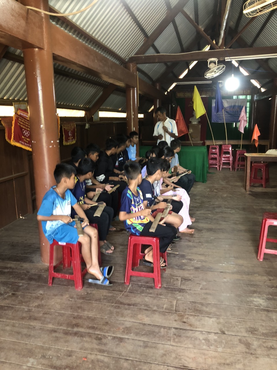 BẢO TỒN VĂN HÓA, BẢN SẮC DÂN TỘC THIỂU SỐ